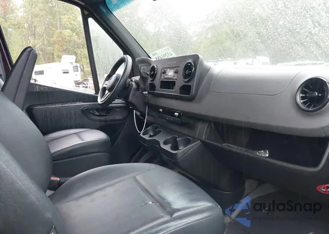 2024 Mercedes-Benz Sprinter 2500 High Roof 4-Cyl Diesel Ho from USA, damaged, VIN W1Y4NCHY4RT189919